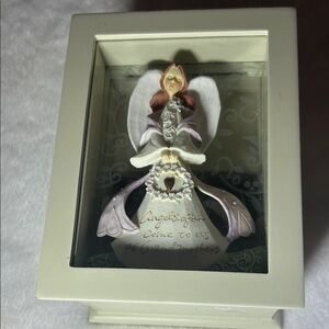 Stylish Cream Storage Box